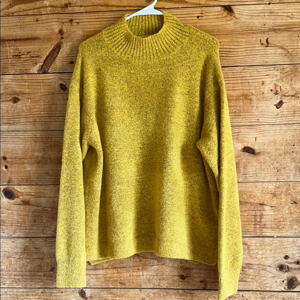 O&O Mustard Yellow Soft Sweater